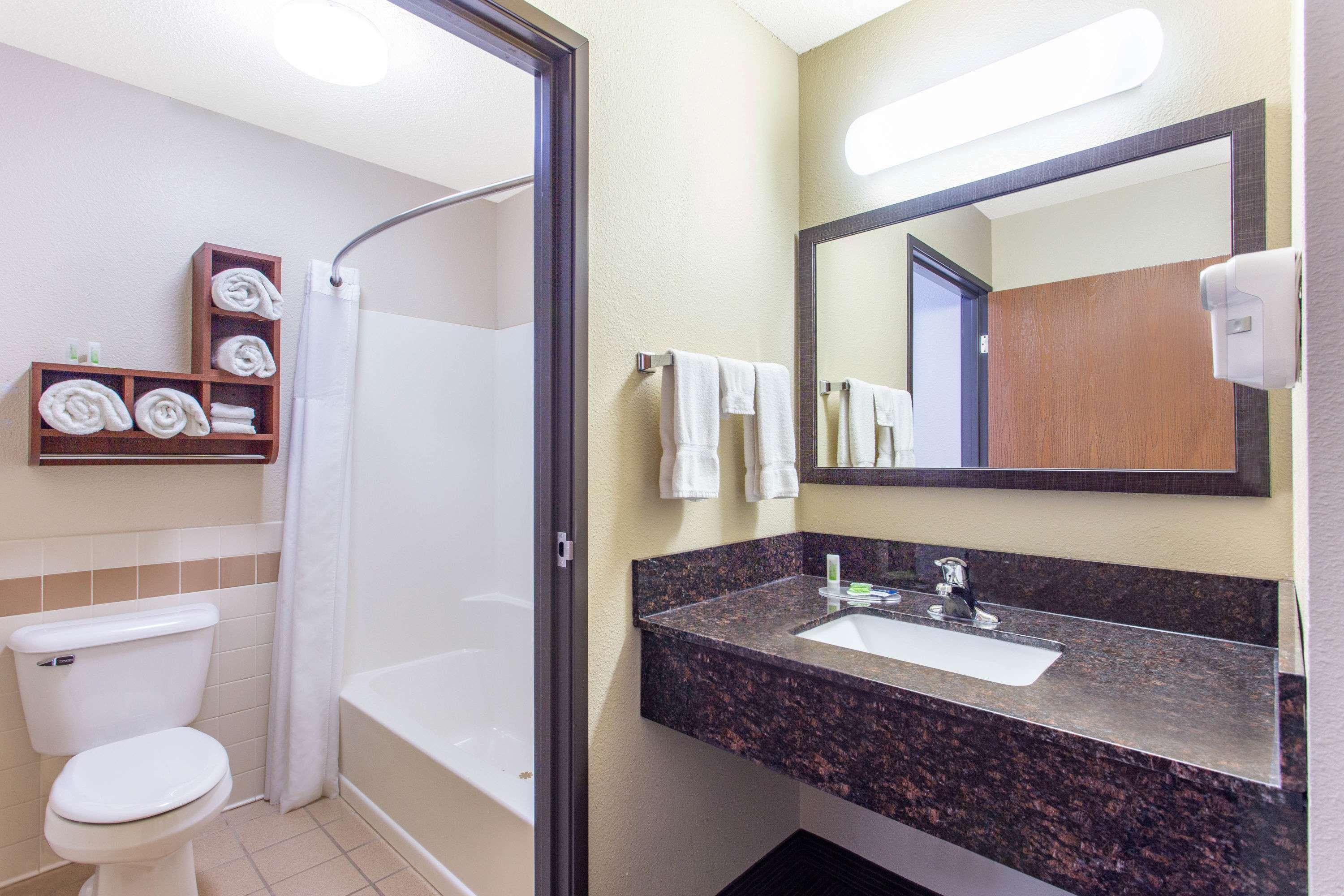 Americinn By Wyndham New London Luaran gambar